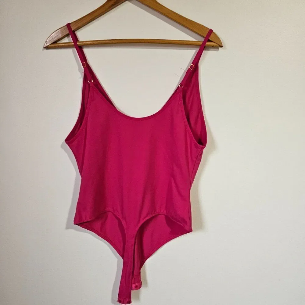 NWT FREE PEOPLE INTIMATELY HOT PINK BODYSUIT SIZE M